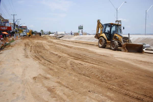 Obras do PAC de esgotamento na Avenida Tapajós têm 40% dos serviços executados