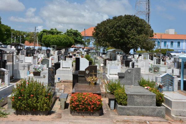 Obras particulares nas sepulturas dos cemitérios de Santarém podem ser realizadas até 20 de Outubro