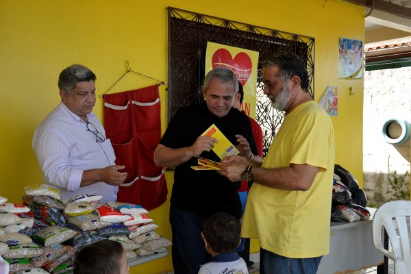 Prefeitura doa ao Gracsan alimentos trocados  por ingressos no V Femut