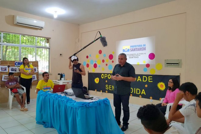 Prefeito Nélio Aguiar e secretários recepcionam jornalistas do Unicef em Santarém