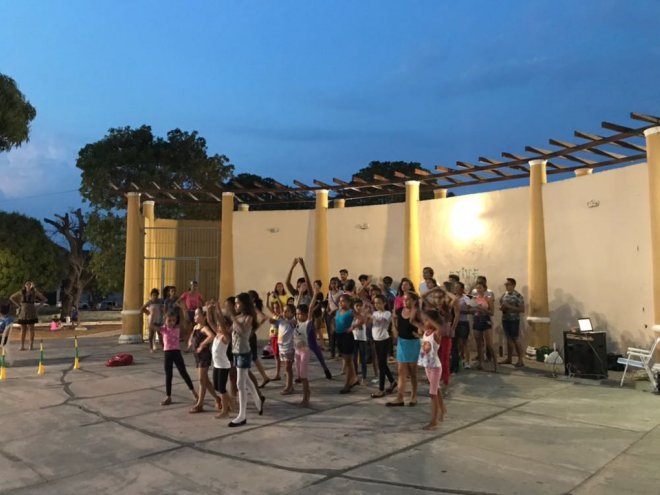 Alunos da Escola de Artes ensaiam para Cantata de Natal do próximo domingo