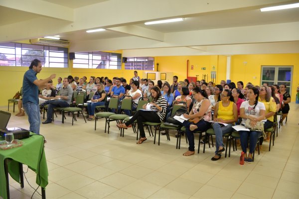 Capacitação de equipes de saúde marca encerramento da Campanha Janeiro Roxo