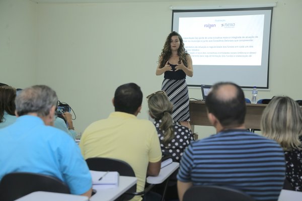 Conselhos dos Direitos da Criança e do Adolescente e da Pessoa Idosa participam de capacitação