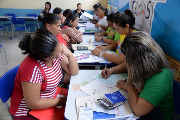 Projeto Prefeitura nos Bairros atende moradores do Urumari