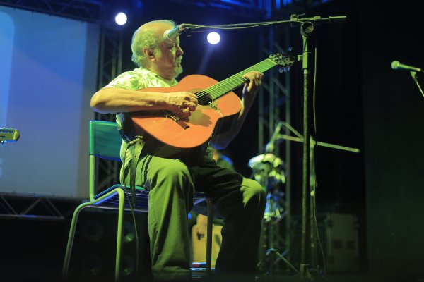 Sebastião Tapajós recebe merecida homenagem por significativa trajetória na música amazônica