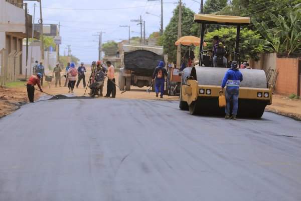 Prefeitura recupera trecho da Avenida Frei Vicente, no bairro Aeroporto Velho