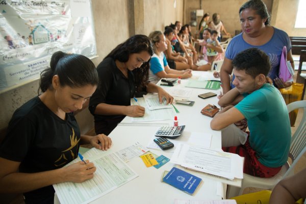 Prefeitura participa de ação itinerante de Enfrentamento a Violência Doméstica