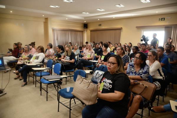 Dezesseis municípios do Oeste do Pará participam de encontro para discutir o trabalho infantil