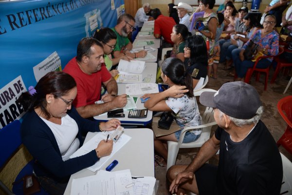 Programa Prefeitura nos Bairros leva serviços de saúde e ações de cidadania aos moradores do Mapiri