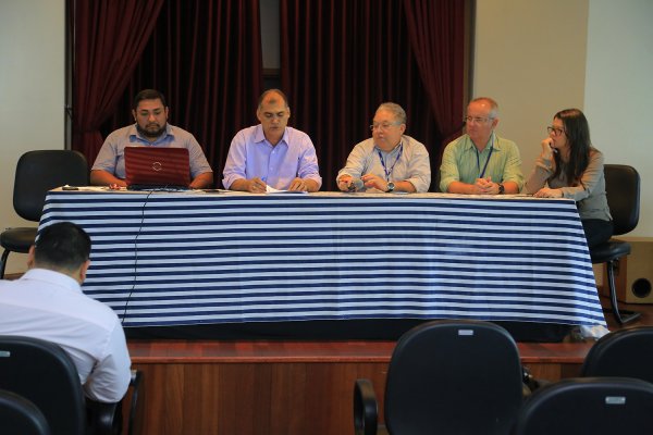 Duas empresas se habilitam para concorrer à licitação de transporte coletivo urbano