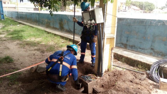 Quadra de areia do Parque da Cidade recebe serviços de recuperação da instalação elétrica