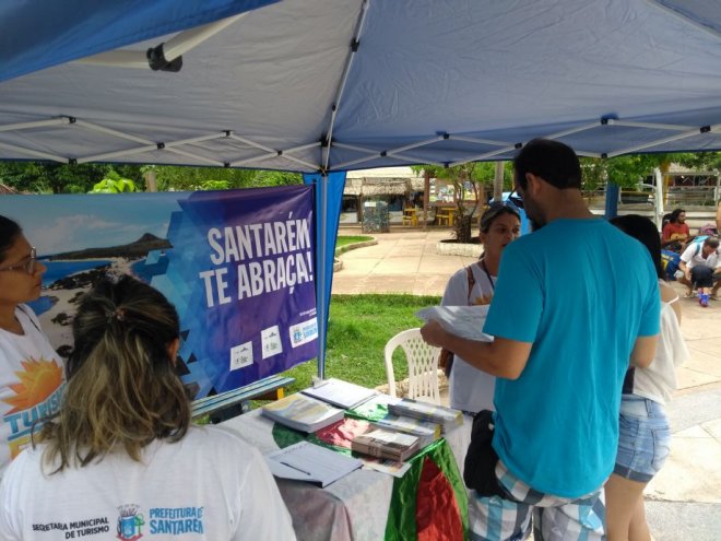 Turistas contam com um Posto de Informações Turísticas Itinerante no Carnalter 2018