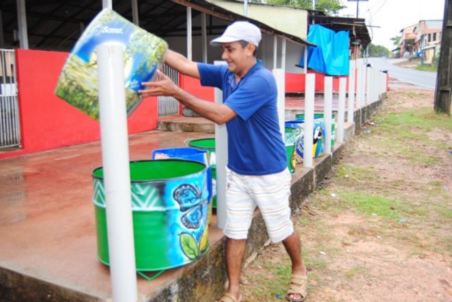 Semana do Meio Ambiente: Comunidade de São Braz ganha lixeiras ecológicas