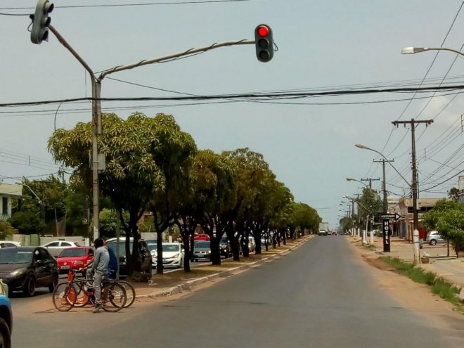 SMT realiza mudança em tempo de sinalização semafórica