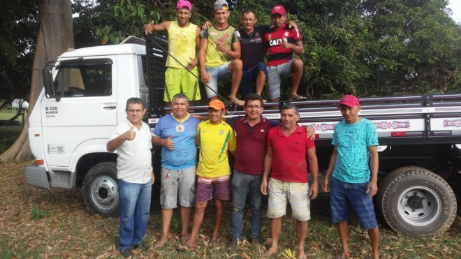 Comunidades da Várzea são beneficiadas com chegada de caminhão para auxiliar os ribeirinhos