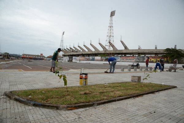 Prefeitura chega à fase final das obras da área externa do Estádio Colosso do Tapajós