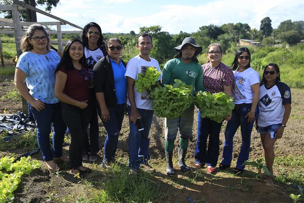 Mais de 570 toneladas de produtos da agricultura familiar são destinados a merenda escolar