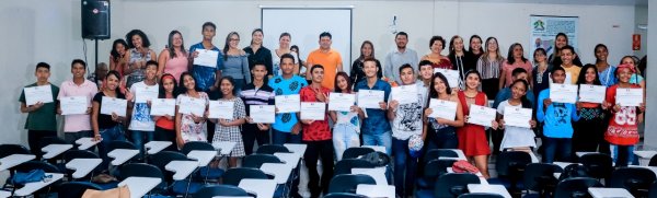 Acessuas Trabalho certifica jovens após 1º Ciclo de Oficinas de Criatividade