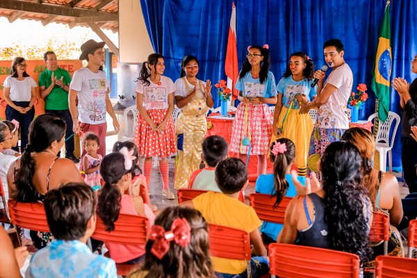 Aula inaugural marca início de Projeto Musical para crianças do Porto dos Milagres