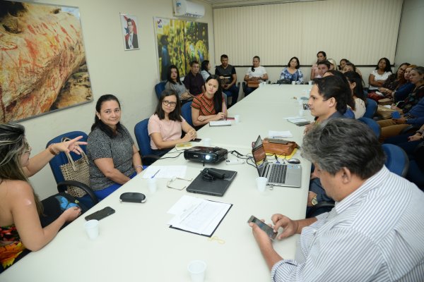 Entrevistadores do Cadastro Único participam de capacitação promovida pela Seaster