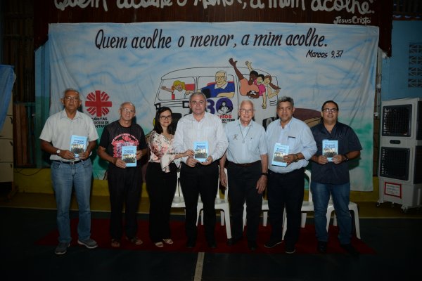 Santarém 358 anos: Noite de quarta-feira encerra com lançamento de livro e Carimbolada