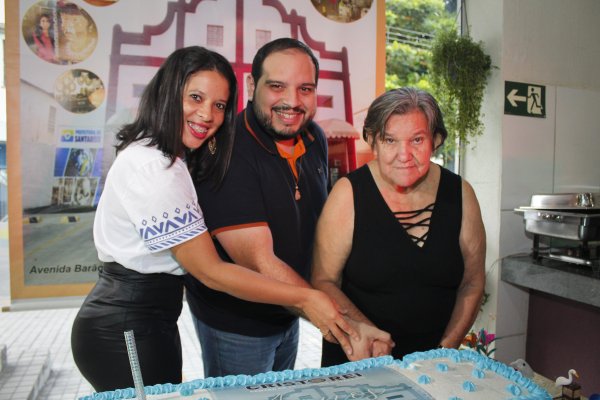 Ações de saúde e atividades culturais marcam os 4 anos do Centro de Artesanato do Tapajós