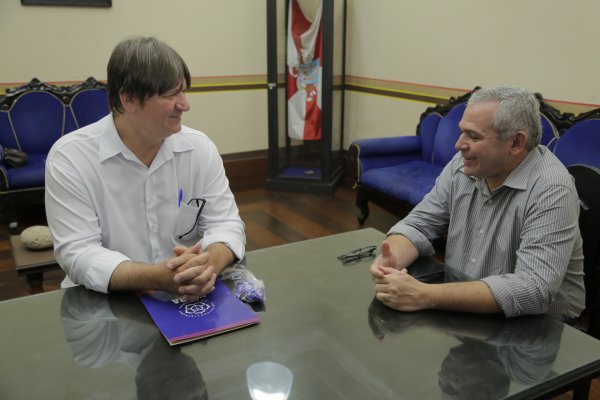 Prefeito recebe homenagem do Centro Universitário Luterano de Santarém