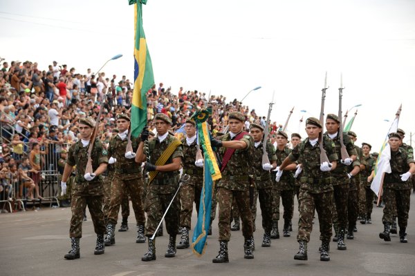 Semana da Pátria 2019 encerra com desfile cívico-militar e recorde de público