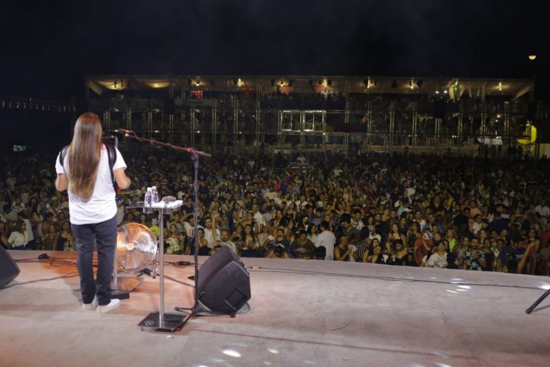 Dorgival Dantas, Kelly Mell e artistas regionais agitam segunda noite da festa do Çairé 2019