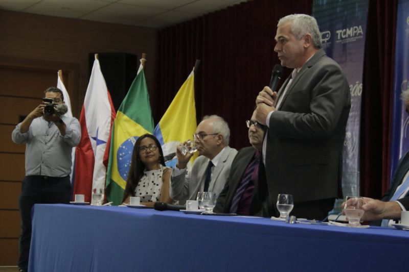 Prefeito Nélio Aguiar destaca a importância da capacitação contínua de servidores municipais