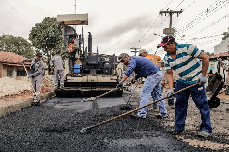 Mais uma rua do anel viário da Nova República/Vitória Régia é pavimentada pela Prefeitura