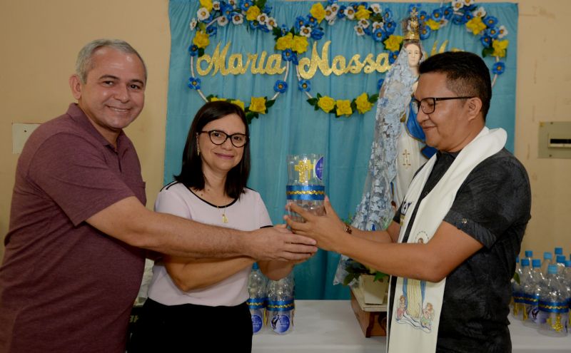 Com apoio da Prefeitura, Arquidiocese de Santarém recebe castiçais para o Círio de Nossa Senhora da Conceição