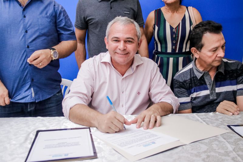 Prefeitura investe quase R$ 1 milhão em obras na educação