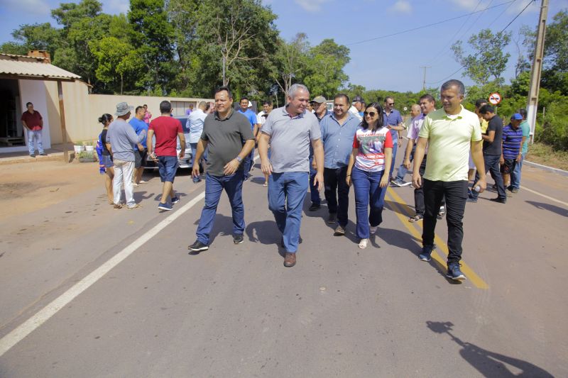 Prefeitura entrega mais uma etapa de pavimentação da estrada que liga Alter do Chão ao Pindobal