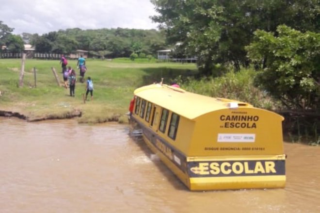 Embarcações escolares na Região do Ituqui passam por serviços de manutenção e fiscalização