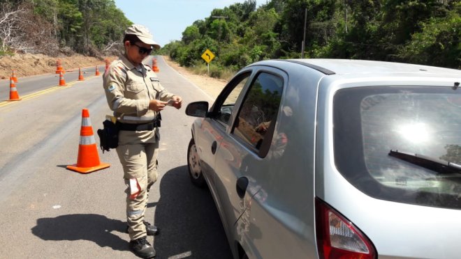 SMT firma parceria com PRF para realização de curso para agentes de trânsito