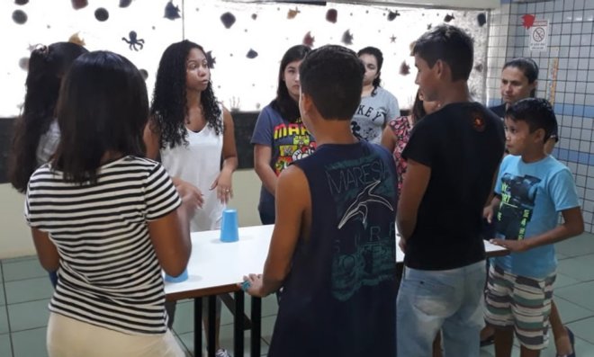 Acadêmicos da Ufopa estimulam criatividade e autonomia em acolhidos da Casa Reviver