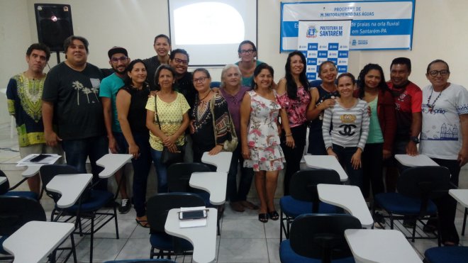 Artesãos participam de palestra sobre qualificação de produtos para exportação