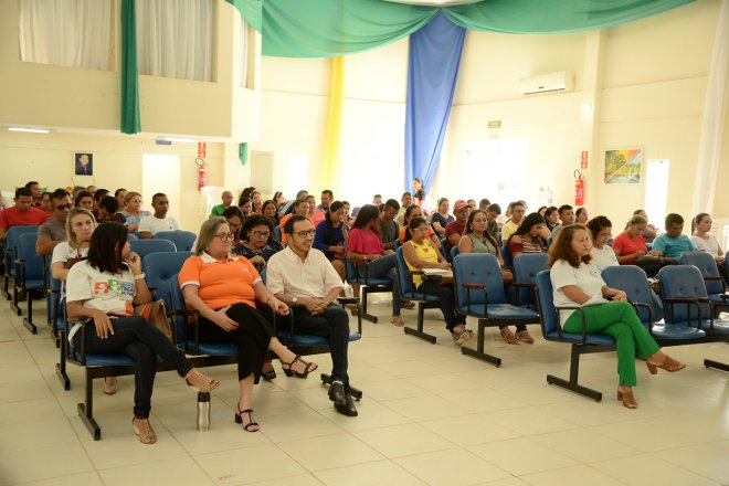 Prefeitura oficializa "Dia do Desafio" e "Mostra de Dança 2019" com escolas do município