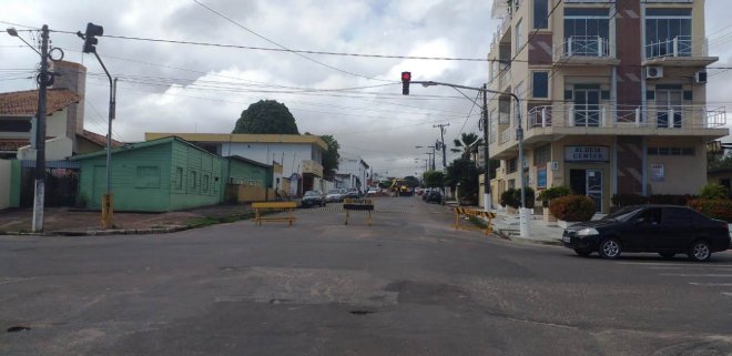 Travessa Barjonas de Miranda entre São Sebastião e Mendonça Furtado é interditada para obra