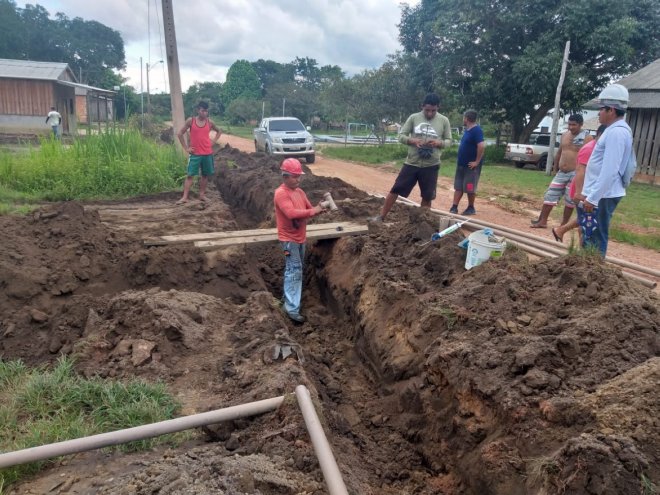 Prefeitura realiza serviços de escavação para ampliar abastecimento de água em Bom Jardim