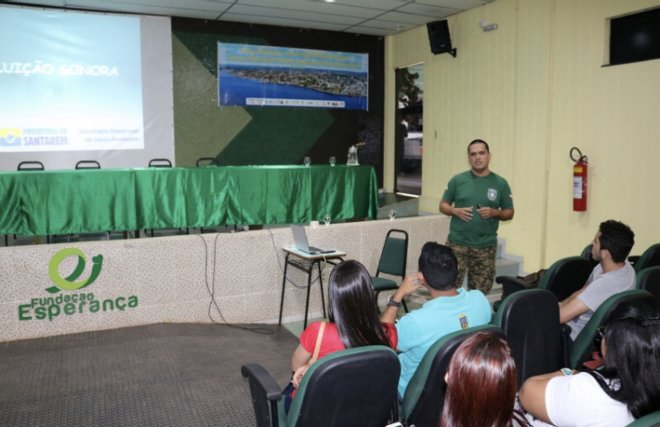 Circuito de palestras aborda questões ambientais em Santarém
