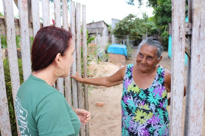 Bairro Santarenzinho recebe ação de educação ambiental contra as queimadas