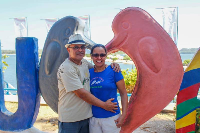 Turistas do Brasil e do exterior invadem o "Caribe Brasileiro" para a festa do Çairé