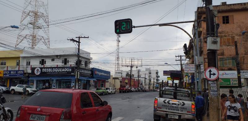 SMT realiza manutenção em sinalizações semafóricas afetadas pela chuva