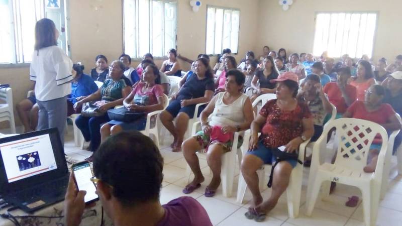 Empreendedorismo é tema de reunião à usuários do Cras Nova República