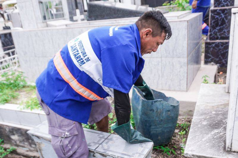 Finados: equipes da Prefeitura intensificam trabalhos nos cemitérios centrais