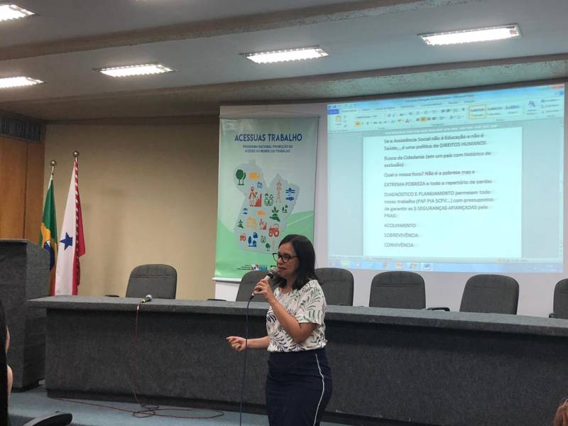 Santarém participa de Encontro Estadual sobre o Programa Acessuas Trabalho