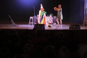 Sexta de stand up comedy no Theatro Victória