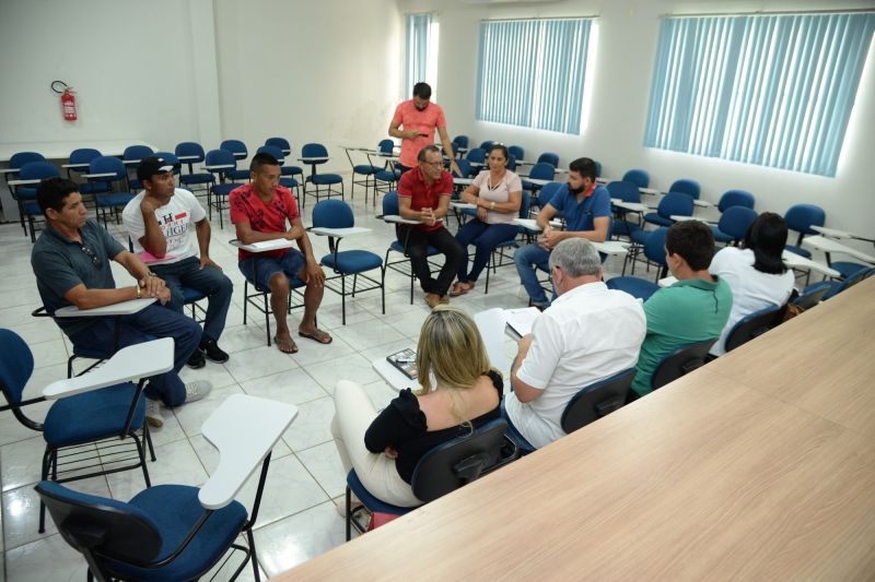 Infraestrutura rural é tema de reunião entre Prefeitura e lideranças da comunidade Ajamuri